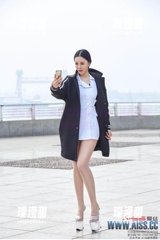 爱丝在线：那些紧身裤的美图，挑战你的审美极限！