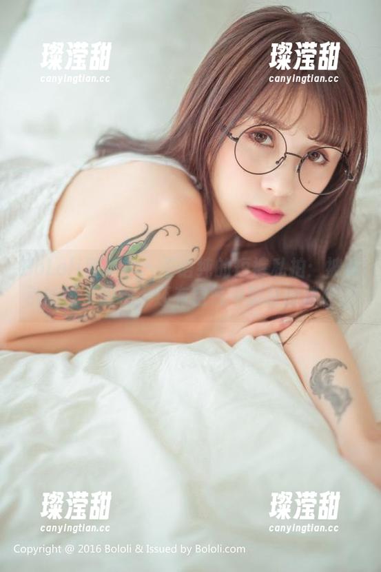 BoLoli菠萝社 - 王语纯的短裤私拍：被吸引的除了眼球，还有空气中飘散的尴尬。