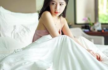 Feilin嗲囡囡 – Celina青妍的女友美图精选，让我这样说你可能不信：我好想偷！