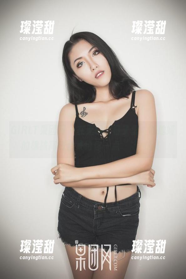 GIRLT果团网 - 在无聊的日子里，陈迪娅的棉袜高清合集给你一点‘袜’趣！