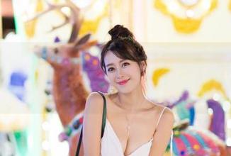 IMiss爱蜜社 – 图包更新随便瞄两眼，小热巴的美腿让我不知不觉又点了进去。
