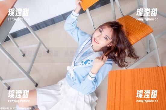喵糖映画的邀请：私房灰裙JK制服，逃不掉的诱惑。
