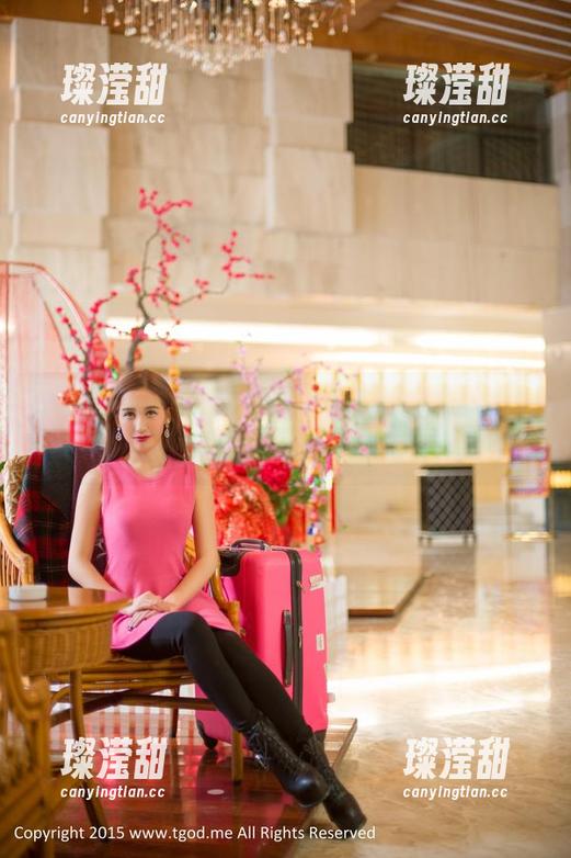 TGOD推女神 - 相比高跟鞋，蛋蛋酱裸足图集更说得过去，下载之后自己慢慢品味