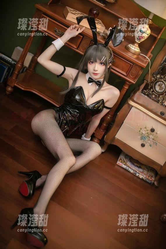 Tomoyo酱 全集挑战!Tomoyo酱的更衣人偶黑江雫,居然还真有趣!