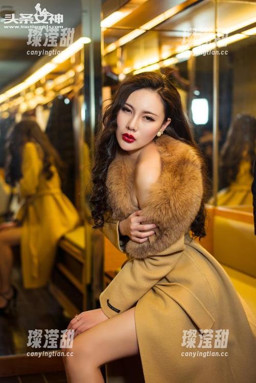 TouTiao头条女神 - 图片更新来了！温心怡又在旅拍中以‘吃货’形式逆袭！