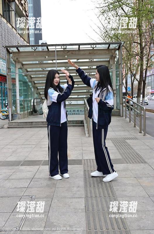 Xiuren秀人网 - 刘钰儿私拍合集：学姐VS.小白桌上的传奇