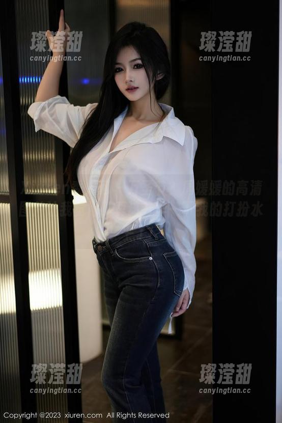 Xiuren秀人网 - 万圣节？周媛媛的高清图片让我觉得，真该升华一下我的打扮水平了！