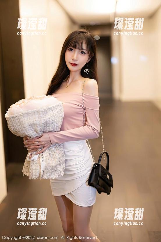 Xiuren秀人网-周琰琳LIN Xiuren秀人网 - 一组周琰琳LIN的校服私拍合集,呃…你可能也会想试试!