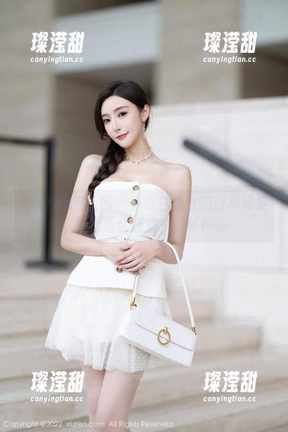 Xiuren秀人网 - 小小白思宜的白裙图集：轻松伪装成仙女的秘籍！