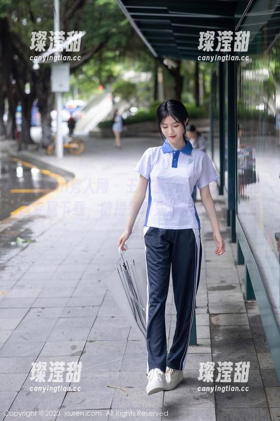Xiuren秀人网 - 王馨瑶yanni的夏日网盘专属下载，前提是得先准备好冰镇西瓜哦！