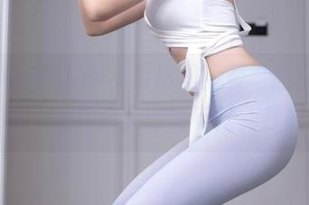 Xiuren秀人网 – 看这里，看“甜白酱”在线，镂空合集的新玩法，我的天