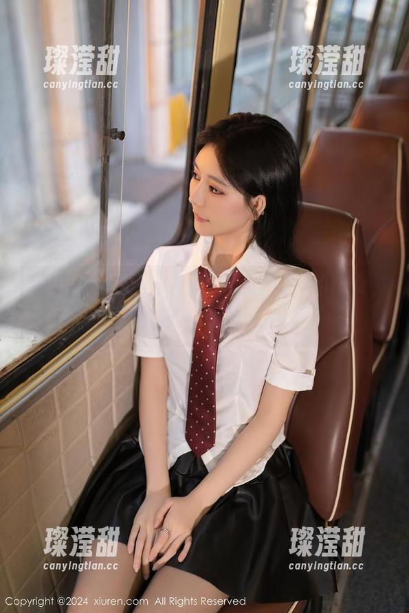 Xiuren秀人网-趁热拿铁latte Xiuren秀人网 - 趁热拿铁latte的修女,原图大揭晓,仪式感满分!