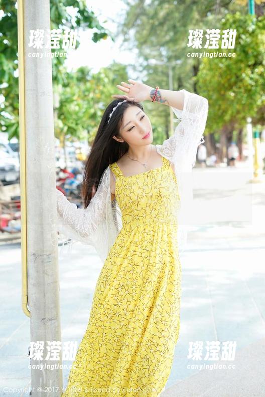 YouMi尤蜜荟-严利娅Yuliya YouMi尤蜜荟 - 严利娅Yuliya白衬衫全套:救救我,这穿搭让我心跳加速。