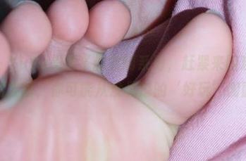 微密圈 – YuYu超甜丫的定制系列，赶紧来围观看原图，朋友圈，你可能从没见过的‘好玩’侧面！