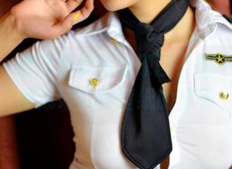 pans – 看这妮妮和服原图，搞不好可以做成好几种壁纸的样子