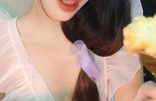 九言的独特福利：吾妻在光影中绽放