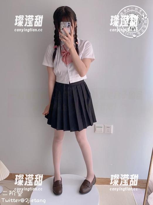一边看旗袍一边做梦：二阶堂宅绘子的圣诞写真集分享，来看看吧！