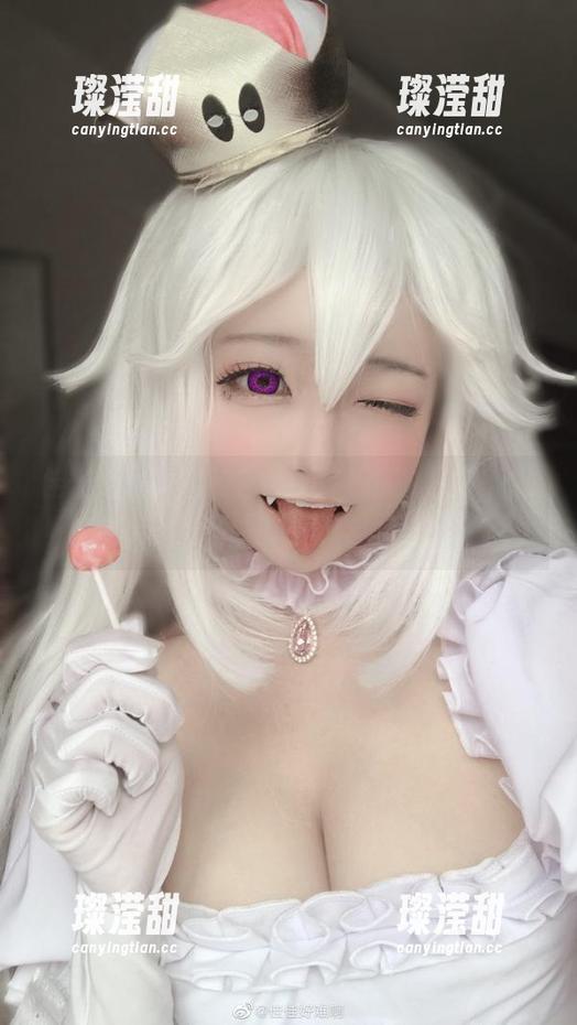佳佳好难啊的蓝色吊带体操服，除了优雅就剩无圣光了，原图请自行琢磨哈！