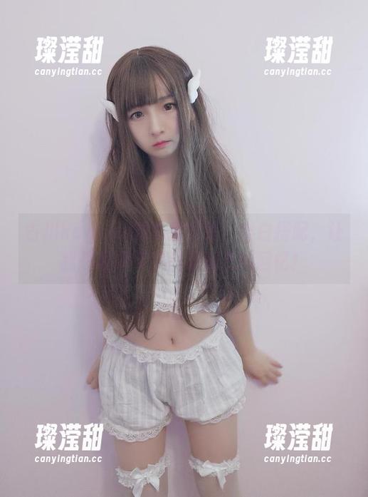 古川kagura的私房写真：黑白搭配，让我想起那年黑白电视机的回忆！