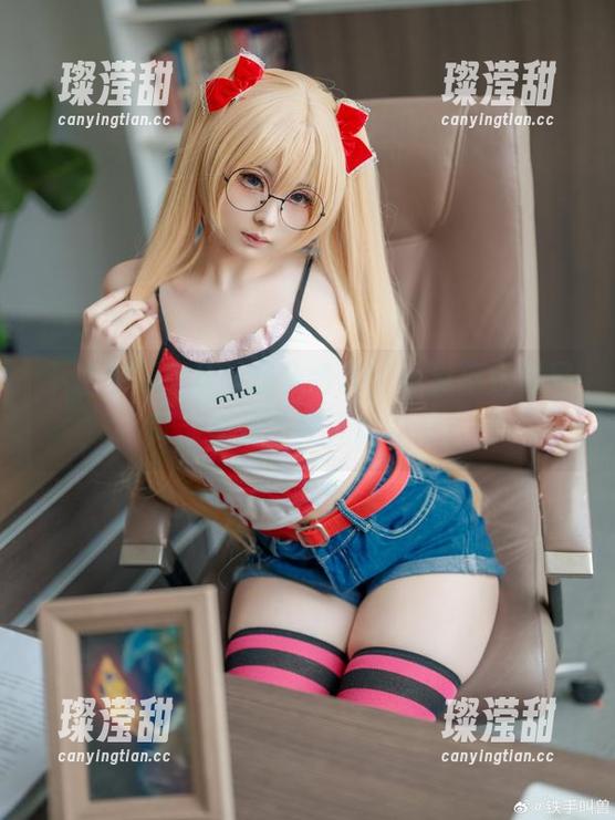 不怕你不喜欢，幼水铃衣的小猫猫定制写真，就是让我无法淡定！