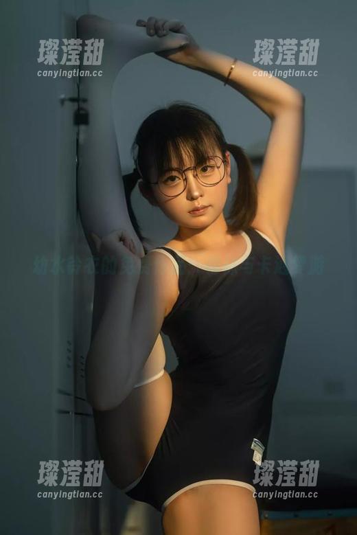 幼水铃衣的免费作品：棉袜与卡通梦游