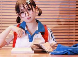 一不小心被这最新的幼水铃衣粉色作品吸引，分享一下我的小小发现！