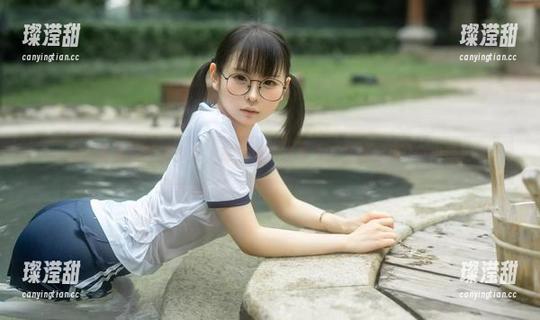 幼水铃衣 幼水铃衣的梦浴少女,高清摄影让每个细节都想要C位出道!