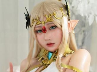 念念_D图库里的“斯卡哈㭴野女仆”，魔幻又不走寻常路