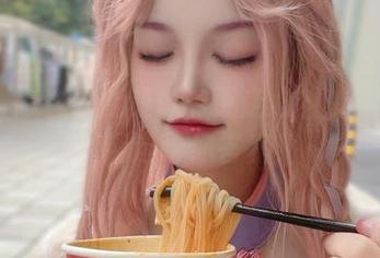 提问：怎么才能让cos更走心？戚顾儿的JK精选给你答案！