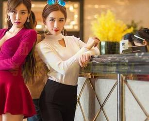 推女神 – 伍月yuer的长腿写真，让我思考人生和一个网盘账号！