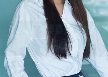 推女郎 – 校服与艾栗栗：这并不是你父母的青春，但下载作品集值得一试！