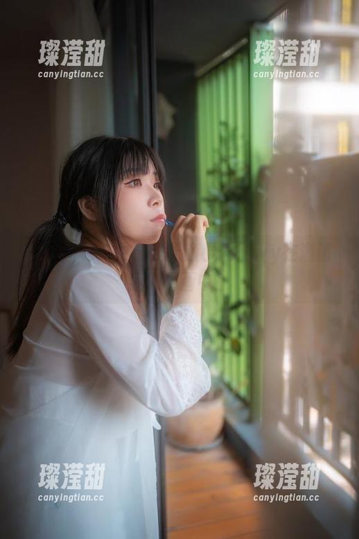 长腿图包？更像是无颜小天使wy在邀请我入于画中！
