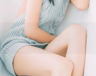 果团网 – 不同牛仔裤的多重穿搭，周大萌给你全新套图体验。