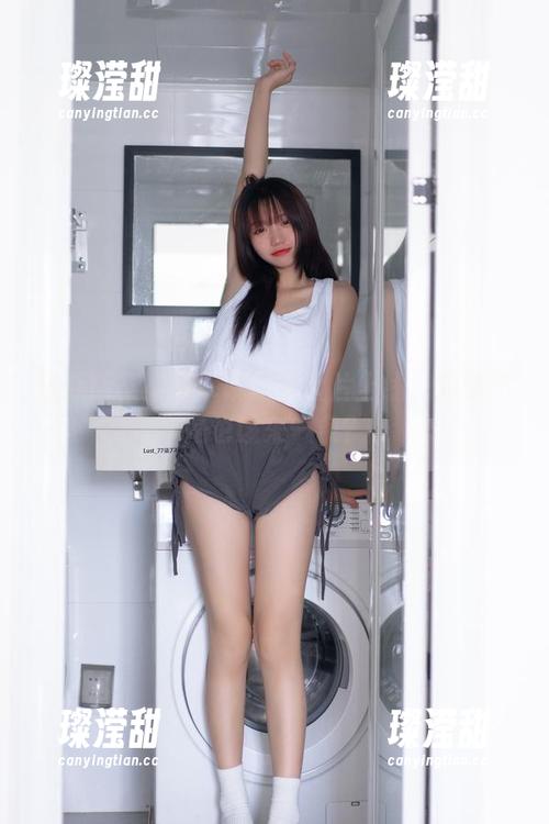 柒柒要乖哦 最新版柒柒要乖哦豹纹大片上线!我是不是也该来一条?