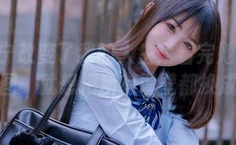 桜井宁宁改变了我的人生：看完她的瑜伽妹妹美图，就想把所有墙壁都换成壁纸！
