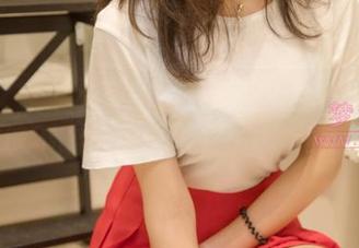 梦丝女神 – 小茶的“无光护士”——就问你能不能抗拒这治愈一击，哈哈！