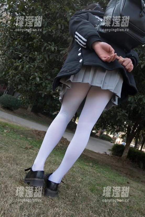 森萝财团 寻找快乐的资源:森萝财团的肉丝妹,图片中的反差萌!