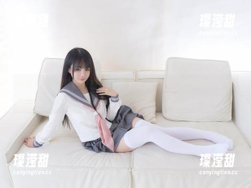 樱井宁宁的围裙厨房：怎么会有人想在这里做饭呢？都是为壁纸来的吧！