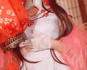 学妹在樱落酱w的图包里藏了个啥？慢慢看吧