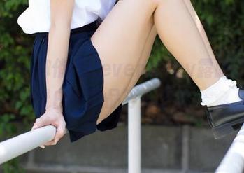 波萝社 – 柳侑绮Sevenbaby露脸了，免费白色作品等你来领！