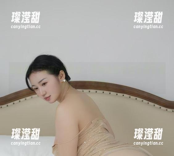 微密圈 - 瑜瑾u的私拍，这黑丝束带怎么这么吸引人，太对味！