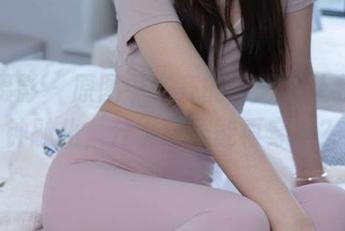 甜予摄影 – 原图中齐齐的制服，让我一秒钟融化，什么时候能再穿上？