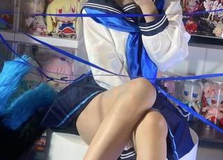 图集里藏喵——藤田琴音打歌服竟然让白栎Shirly的猫咪新做了模特？