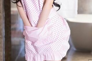 秀人网 – 是爱吗？还是只是一双棉袜？来看luvian本能的写真，你会想再看一遍…甚至多点。