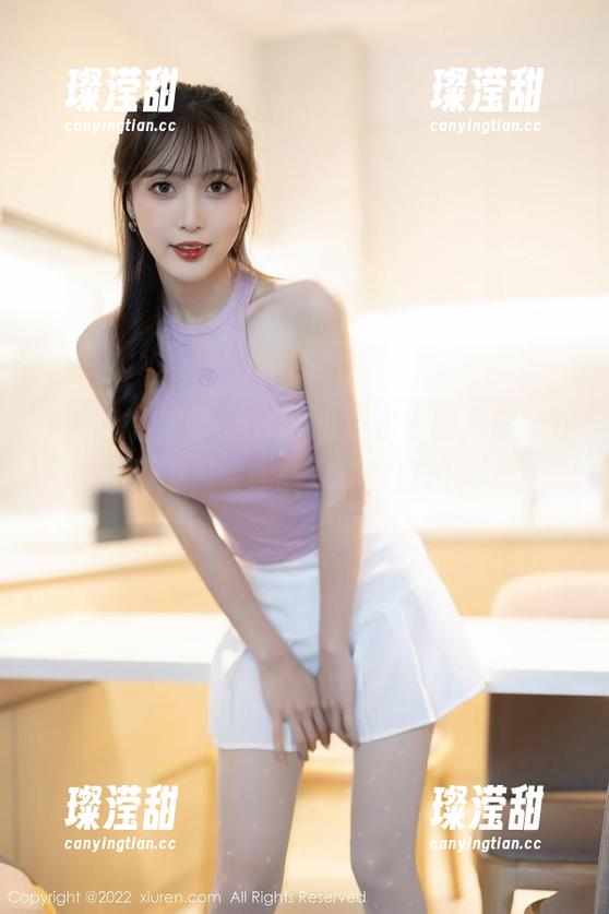 秀人网 - 精选nancy小姿水手服，假装在海边，实际就是在家自拍。