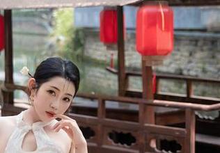 秀人网 – 在于大小姐AYU的办公室，是职场的另一种诱惑–套图回味