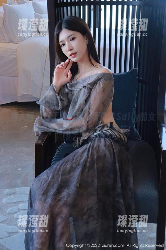 秀人网 - 打工人心声！夏诗诗Sally的女仆，下载这组作品就能解压！
