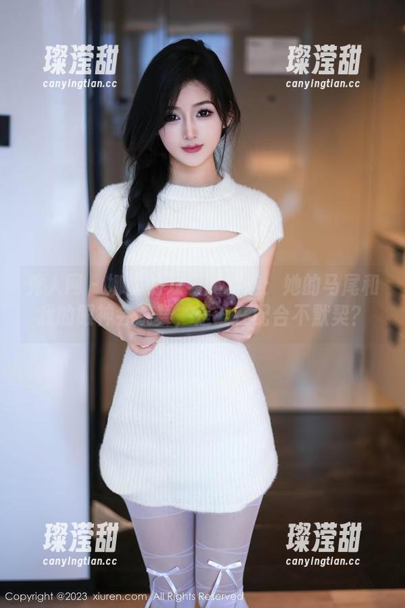 秀人网 - 娜比的双马尾精选：她的马尾和我的眼神会跳舞，是谁在配合不默契？