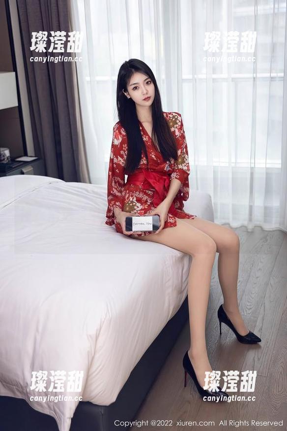 秀人网-小夕Kitty 秀人网 - 图包里的小夕Kitty是怎样的女神?精选当中几张好像能说明一切但又含蓄得很。