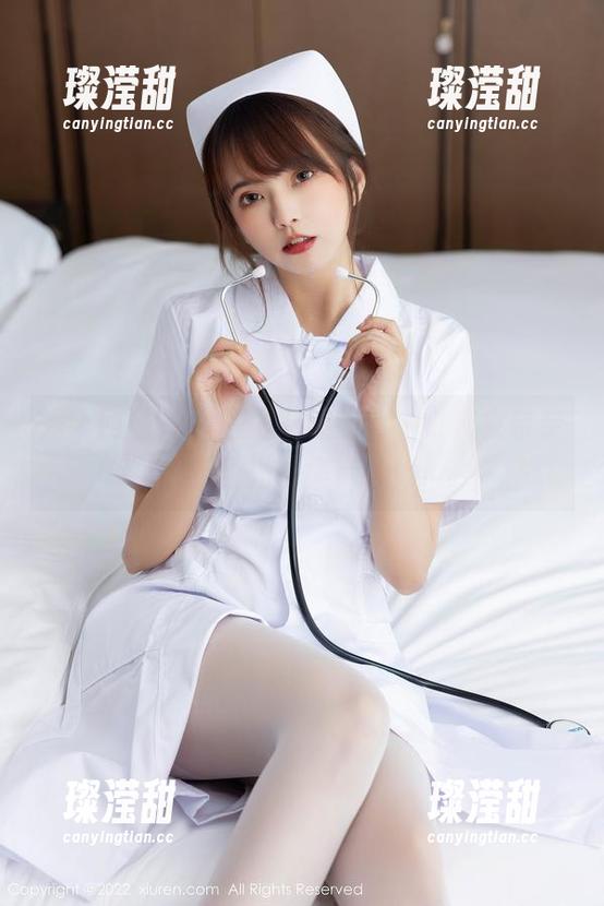 秀人网 - 一套搭配千般变化，小魔女奈奈无圣光图集示范！